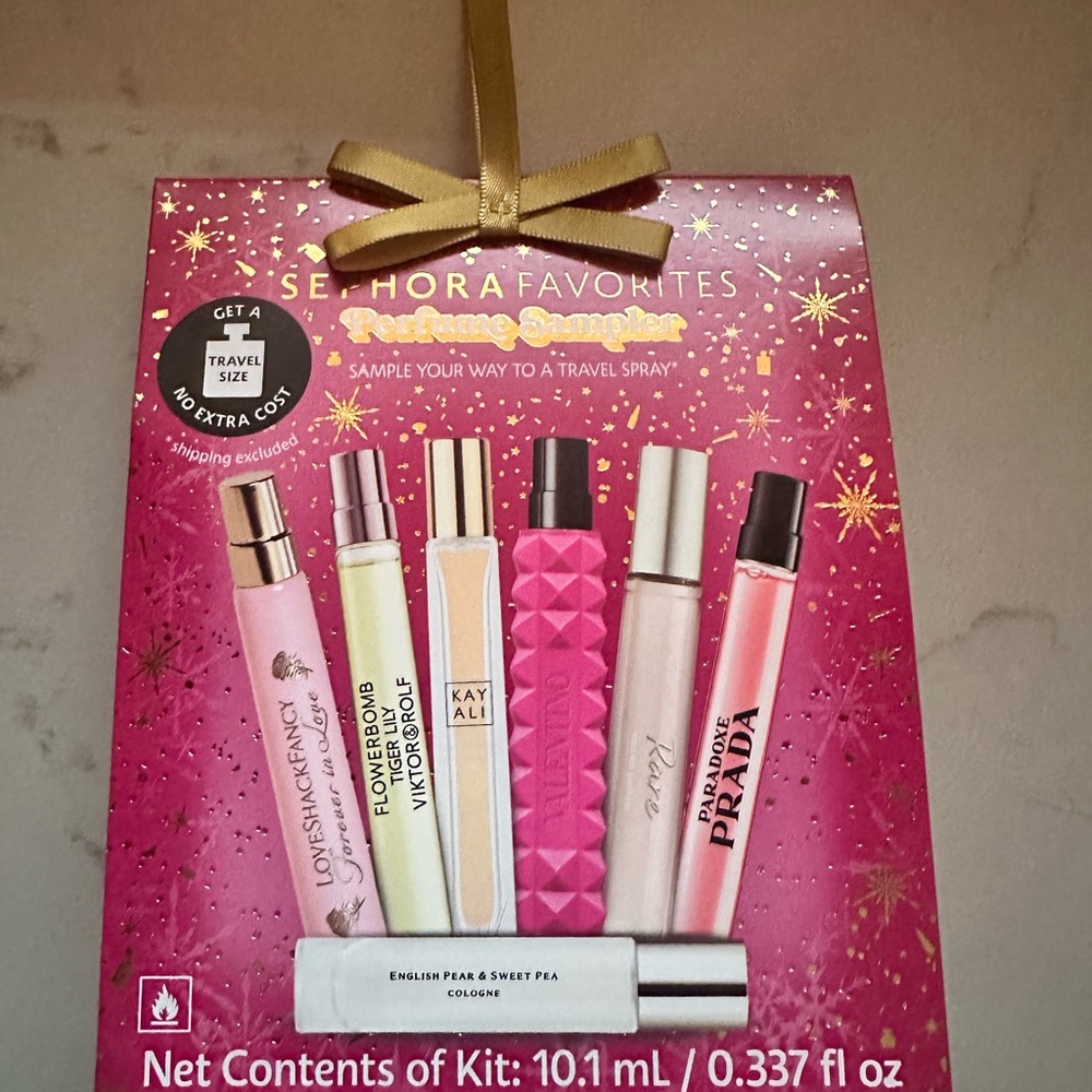 Sephora Favorites Perfume Sampler Set with Pink and Gold Accents